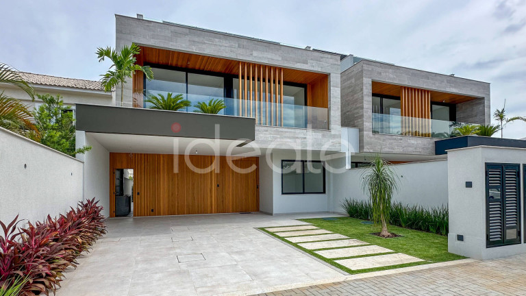 Casa de Condomínio com 5 Quartos à Venda,  em Barra Da Tijuca - Rio De Janeiro