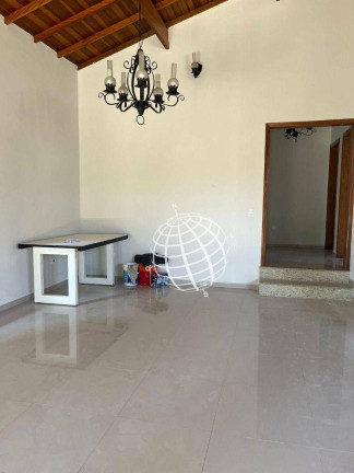 Imagem Casa com 3 Quartos à Venda, 210 m² em Retiro Das Fontes - Atibaia Imagem Casa com 3 Quartos à Venda, 210 m² em Retiro Das Fontes - Atibaia