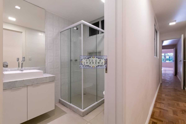 Imagem Apartamento com 4 Quartos à Venda, 330 m² em Copacabana - Rio De Janeiro Imagem Apartamento com 4 Quartos à Venda, 330 m² em Copacabana - Rio De Janeiro