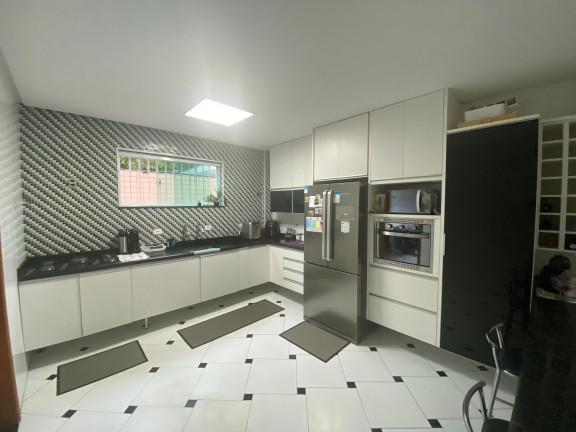 Imagem Casa com 3 Quartos à Venda, 223 m² em Embaré - Santos