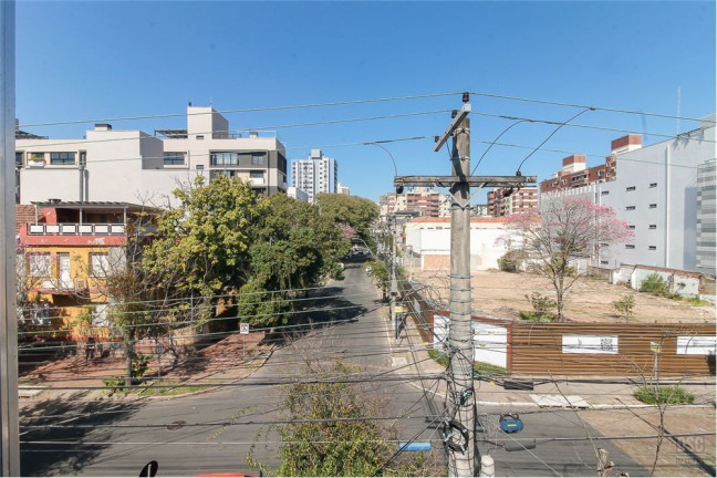 Imagem Imóvel com 2 Quartos à Venda, em Menino Deus - Porto Alegre Imagem Imóvel com 2 Quartos à Venda, em Menino Deus - Porto Alegre