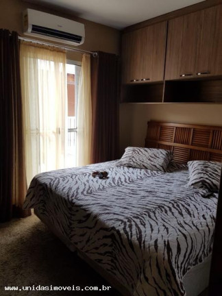 Imagem Casa com 3 Quartos à Venda, 340 m² em Cidade Dutra - São Paulo Imagem Casa com 3 Quartos à Venda, 340 m² em Cidade Dutra - São Paulo