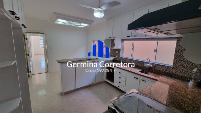 Imagem Casa com 3 Quartos à Venda, 300 m² em Jardim Regina - São Paulo Imagem Casa com 3 Quartos à Venda, 300 m² em Jardim Regina - São Paulo