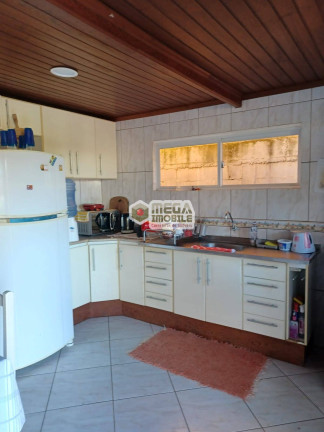 Imagem Casa com 5 Quartos à Venda, 180 m² em Fazenda Da Armação - Governador Celso Ramos Imagem Casa com 5 Quartos à Venda, 180 m² em Fazenda Da Armação - Governador Celso Ramos