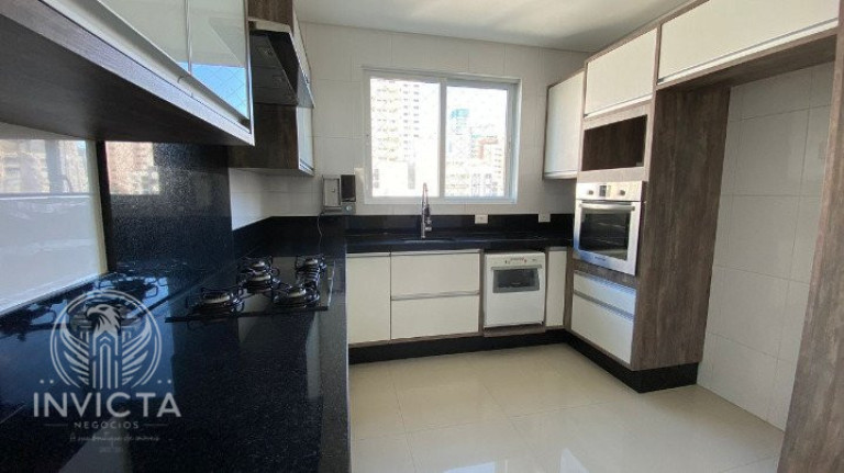 Imagem Apartamento com 3 Quartos à Venda, 139 m² em Centro - Balneário Camboriú Imagem Apartamento com 3 Quartos à Venda, 139 m² em Centro - Balneário Camboriú