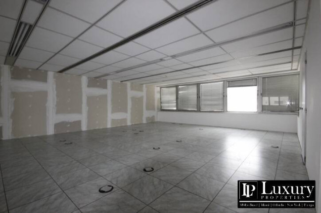 Imagem Imóvel Comercial à Venda, 133 m² em Itaim Bibi - São Paulo Imagem Imóvel Comercial à Venda, 133 m² em Itaim Bibi - São Paulo