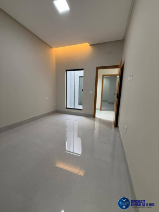 Imagem Casa com 3 Quartos à Venda, 263 m² em Vila Rosa - Goiânia Imagem Casa com 3 Quartos à Venda, 263 m² em Vila Rosa - Goiânia