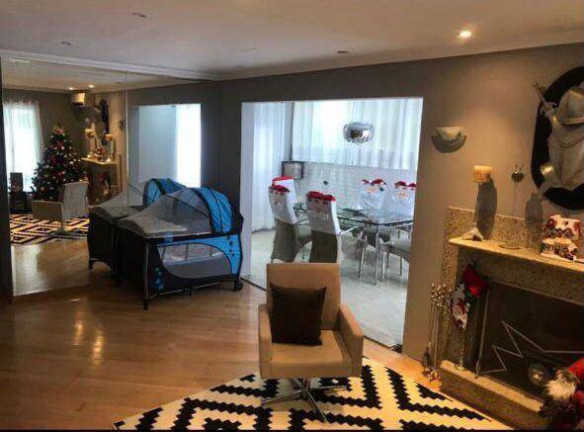 Imagem Casa com 4 Quartos à Venda, 260 m² em Alphaville - Santana De Parnaíba Imagem Casa com 4 Quartos à Venda, 260 m² em Alphaville - Santana De Parnaíba