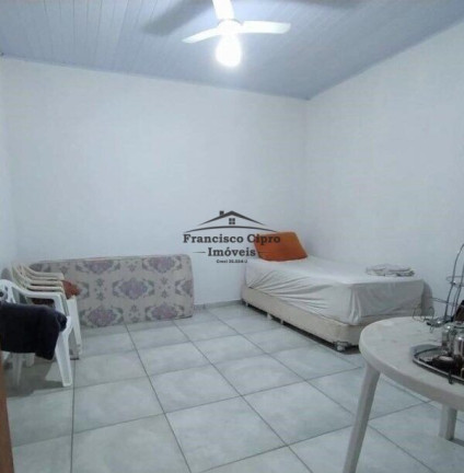 Imagem Imóvel com 2 Quartos à Venda, 2.000 m² em Bom Jardim I - Guaratinguetá Imagem Imóvel com 2 Quartos à Venda, 2.000 m² em Bom Jardim I - Guaratinguetá