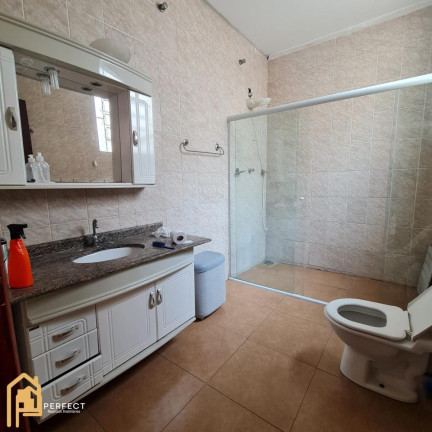Imagem Casa com 4 Quartos à Venda, 250 m² em Centro - Taubaté Imagem Casa com 4 Quartos à Venda, 250 m² em Centro - Taubaté