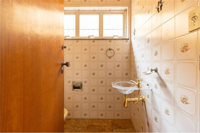 Imagem Casa com 4 Quartos à Venda,  em Vila Ipojuca - São Paulo
