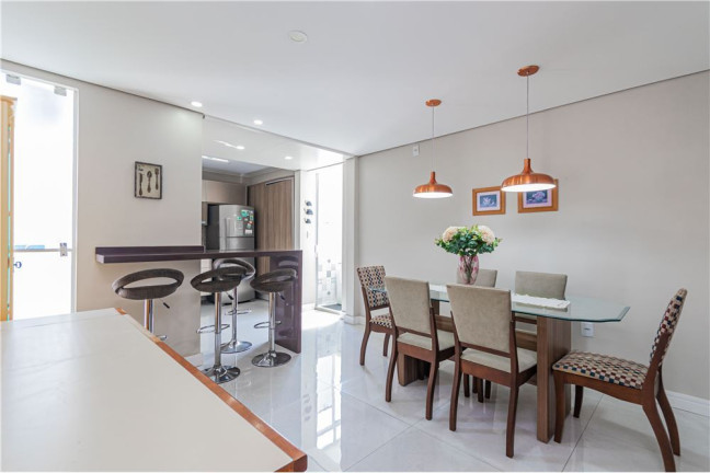 Imagem Apartamento com 3 Quartos à Venda, 113 m² em Higienópolis - Porto Alegre Imagem Apartamento com 3 Quartos à Venda, 113 m² em Higienópolis - Porto Alegre