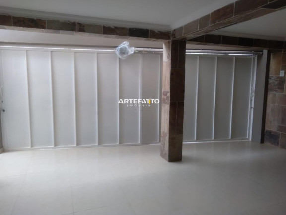 Imagem Casa com 3 Quartos à Venda, 170 m² Imagem Casa com 3 Quartos à Venda, 170 m²