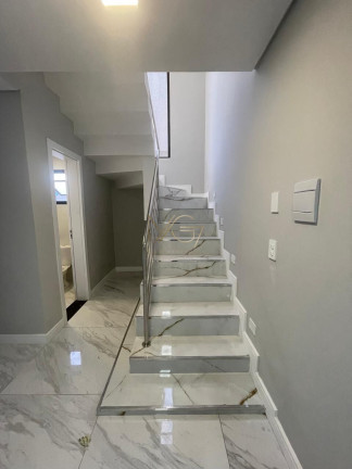 Imagem Sobrado com 3 Quartos à Venda, 152 m² em Xaxim - Curitiba Imagem Sobrado com 3 Quartos à Venda, 152 m² em Xaxim - Curitiba