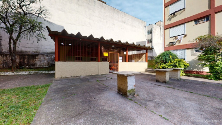 Imagem Imóvel com 2 Quartos à Venda, 48 m² em Camaquã - Porto Alegre Imagem Imóvel com 2 Quartos à Venda, 48 m² em Camaquã - Porto Alegre