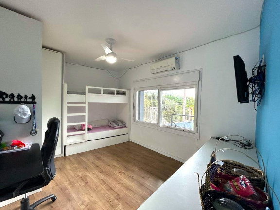 Imagem Casa com 2 Quartos à Venda, 312 m² em Mário Quintana - Porto Alegre Imagem Casa com 2 Quartos à Venda, 312 m² em Mário Quintana - Porto Alegre