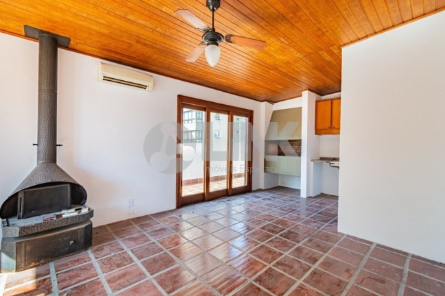 Imagem Imóvel com 2 Quartos à Venda, 162 m² em Higienópolis - Porto Alegre Imagem Imóvel com 2 Quartos à Venda, 162 m² em Higienópolis - Porto Alegre