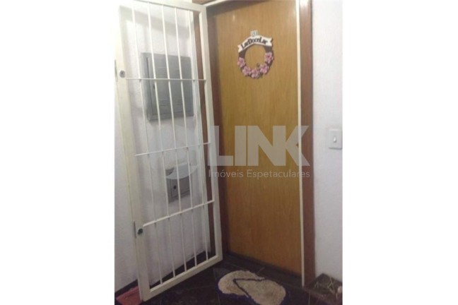 Imagem Apartamento com 2 Quartos à Venda, 38 m² em Jardim Leopoldina - Porto Alegre