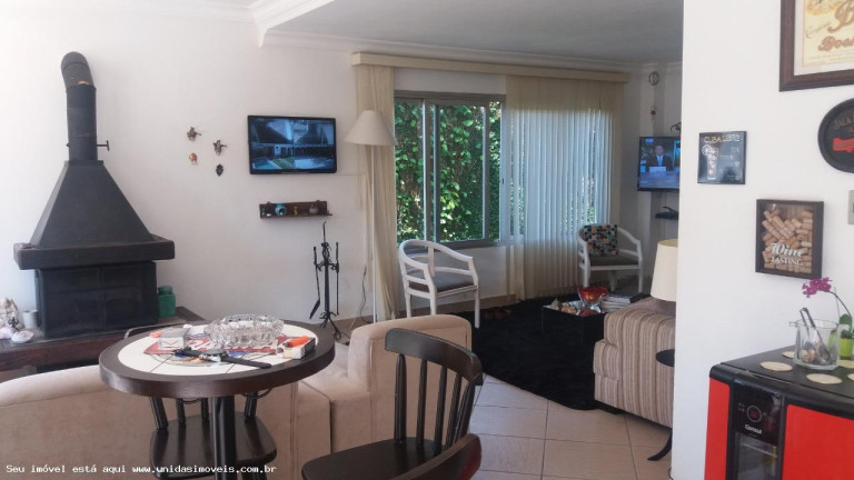 Imagem Casa com 4 Quartos à Venda, 258 m² em Interlagos - São Paulo