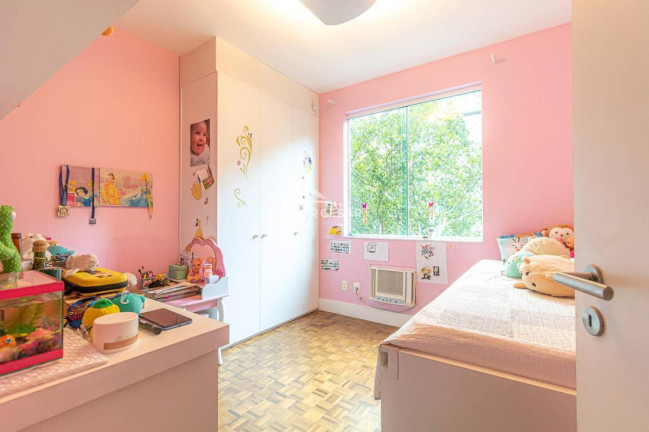Imagem Casa com 4 Quartos à Venda, 595 m² em Humaitá - Rio De Janeiro