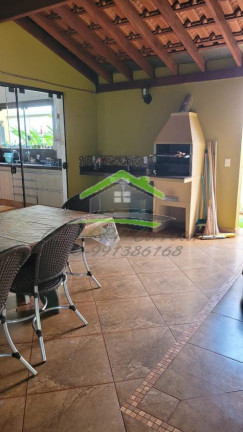 Imagem Casa de Condomínio com 4 Quartos à Venda, 300 m² em Centro - Cravinhos Imagem Casa de Condomínio com 4 Quartos à Venda, 300 m² em Centro - Cravinhos