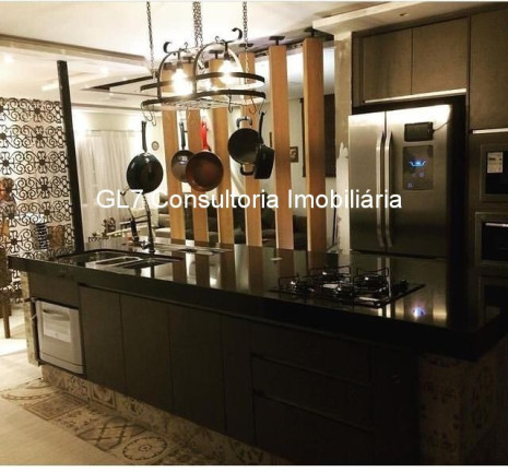 Imagem Casa com 3 Quartos à Venda, em Centro - Indaiatuba Imagem Casa com 3 Quartos à Venda, em Centro - Indaiatuba
