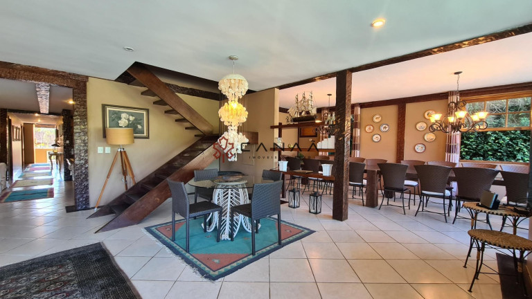 Imagem Casa com 11 Quartos à Venda, 2.000 m² em Ferradura - Armação Dos Búzios Imagem Casa com 11 Quartos à Venda, 2.000 m² em Ferradura - Armação Dos Búzios