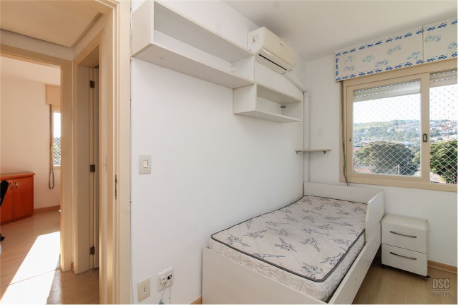 Imagem Imóvel com 2 Quartos à Venda, em Cavalhada - Porto Alegre Imagem Imóvel com 2 Quartos à Venda, em Cavalhada - Porto Alegre