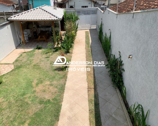 Imagem Casa com 3 Quartos à Venda, 180 m² em Centro - Caraguatatuba Imagem Casa com 3 Quartos à Venda, 180 m² em Centro - Caraguatatuba