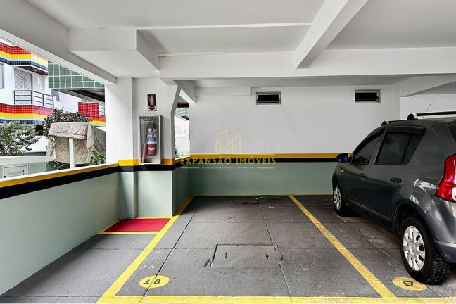 Imagem Imóvel com 3 Quartos à Venda, 121 m² em Barra Da Lagoa - Florianópolis Imagem Imóvel com 3 Quartos à Venda, 121 m² em Barra Da Lagoa - Florianópolis