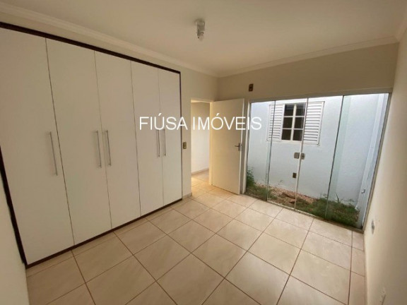 Imagem Casa com 4 Quartos à Venda, em Jardim Anhangüera - Ribeirão Preto Imagem Casa com 4 Quartos à Venda, em Jardim Anhangüera - Ribeirão Preto