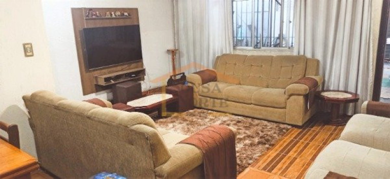 Sobrado com 3 Quartos à Venda, 172 m² em Parada Inglesa - São Paulo