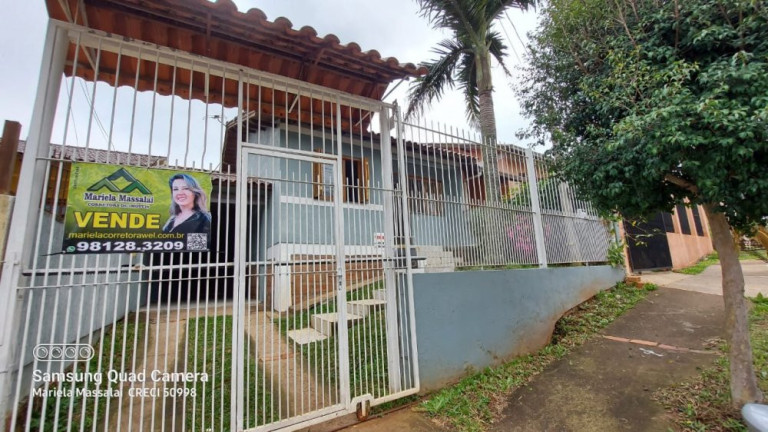 Imagem Casa com 2 Quartos à Venda, 151 m² em Ibiza - Gravataí