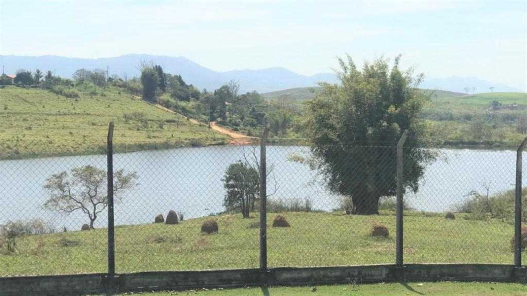Imagem Terreno à Venda, 1.755 m² em Colinas Do Parahyba - São José Dos Campos Imagem Terreno à Venda, 1.755 m² em Colinas Do Parahyba - São José Dos Campos