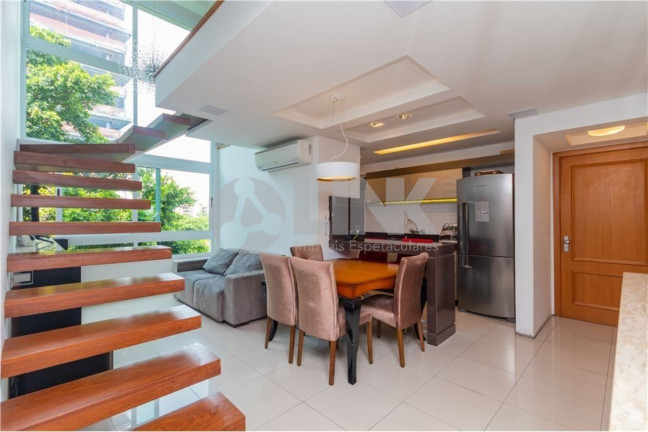 Imagem Apartamento com 2 Quartos à Venda, 97 m² em Rio Branco - Porto Alegre Imagem Apartamento com 2 Quartos à Venda, 97 m² em Rio Branco - Porto Alegre