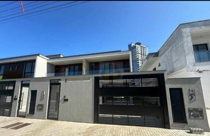 Imagem Casa com 3 Quartos à Venda, 160 m² em Vila Nova - Porto Belo Imagem Casa com 3 Quartos à Venda, 160 m² em Vila Nova - Porto Belo
