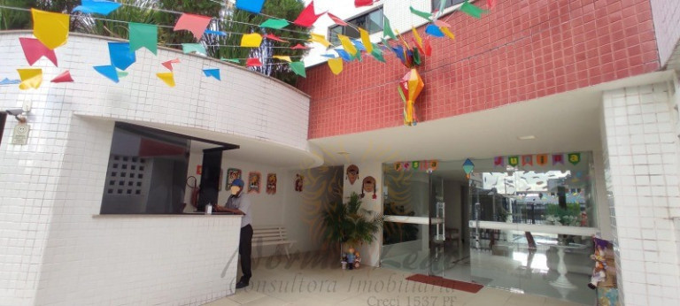 Imagem Imóvel com 4 Quartos à Venda, 176 m² em Treze De Julho - Aracaju Imagem Imóvel com 4 Quartos à Venda, 176 m² em Treze De Julho - Aracaju