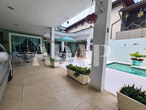 Imagem Casa com 4 Quartos à Venda, 300 m² em Vargem Grande - Rio De Janeiro