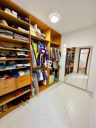 Imagem Casa com 4 Quartos à Venda, 321 m² em Camboinhas - Niterói Imagem Casa com 4 Quartos à Venda, 321 m² em Camboinhas - Niterói