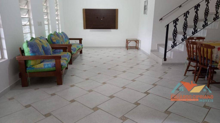 Casa com 5 Quartos à Venda, 360 m² em Massaguaçu - Caraguatatuba