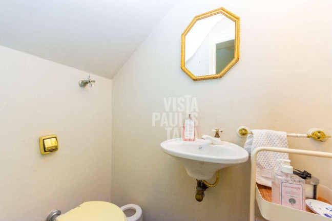 Imagem Casa com 3 Quartos à Venda, 168 m² em Vila Nova Conceição - São Paulo Imagem Casa com 3 Quartos à Venda, 168 m² em Vila Nova Conceição - São Paulo