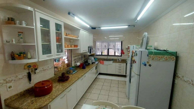 Imagem Casa com 4 Quartos à Venda, 300 m² em Balneário Stella Maris - Peruíbe Imagem Casa com 4 Quartos à Venda, 300 m² em Balneário Stella Maris - Peruíbe