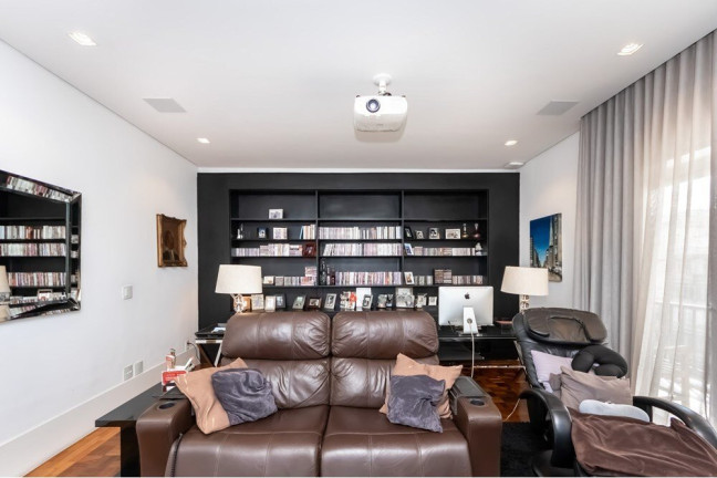 Apartamento com 2 Quartos à Venda, 392 m² em República - São Paulo