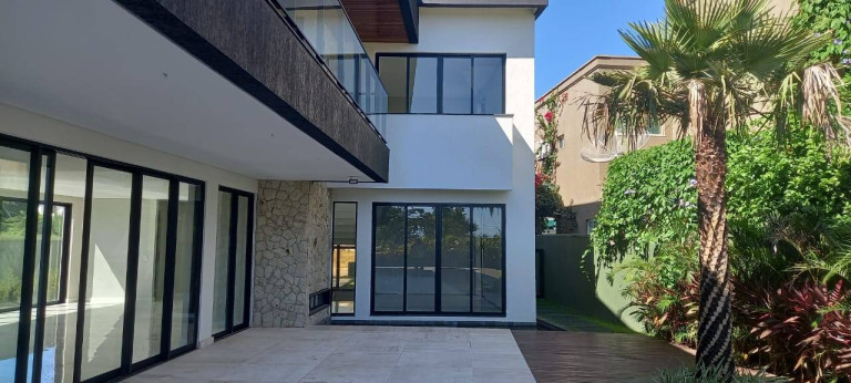 Imagem Casa com 7 Quartos à Venda, em Porto Das Dunas - Fortaleza Imagem Casa com 7 Quartos à Venda, em Porto Das Dunas - Fortaleza
