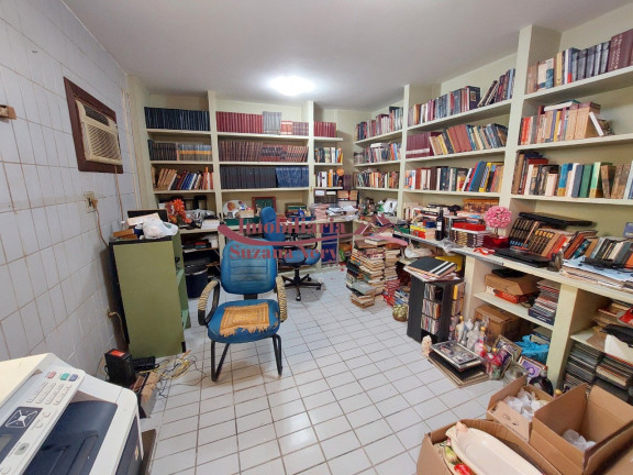 Imagem Casa com 3 Quartos à Venda, em Lagoa Nova - Natal Imagem Casa com 3 Quartos à Venda, em Lagoa Nova - Natal