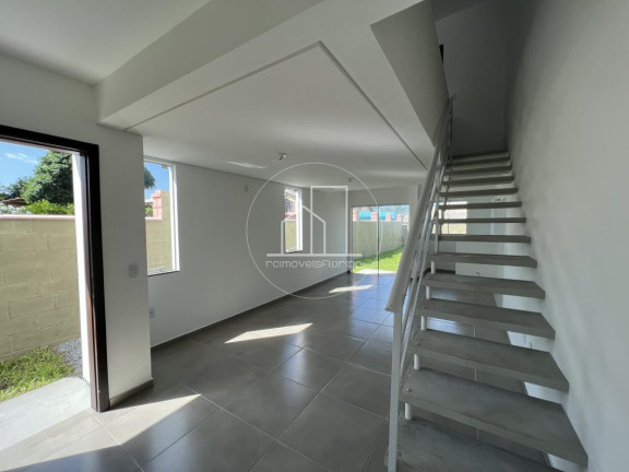Imagem Casa com 3 Quartos à Venda, 185 m² em São João Do Rio Vermelho - Florianópolis