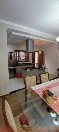 Imagem Casa com 3 Quartos à Venda, 145 m² em Villa Branca - Jacareí