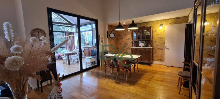 Imagem Casa com 3 Quartos à Venda, 557 m² em Jardim Mediterrâneo - Cotia Imagem Casa com 3 Quartos à Venda, 557 m² em Jardim Mediterrâneo - Cotia