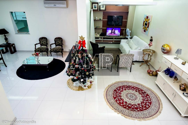 Imagem Casa com 3 Quartos à Venda, 250 m² em Tarumã - Manaus Imagem Casa com 3 Quartos à Venda, 250 m² em Tarumã - Manaus