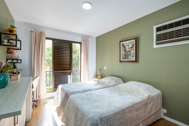 Imagem Imóvel com 4 Quartos à Venda, 180 m² em Vila Andrade - São Paulo Imagem Imóvel com 4 Quartos à Venda, 180 m² em Vila Andrade - São Paulo